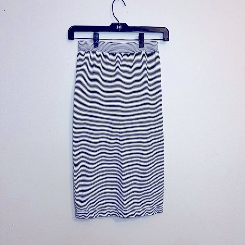 || BCBG || RIBBED STRIPPED PENCIL SKIRT || NAUTICAL ||